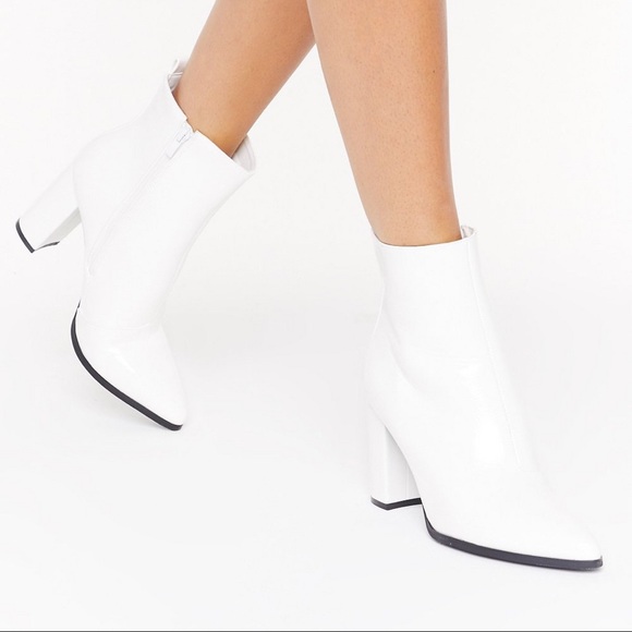 Ideal Shoes Shoes - NWOT White Heeled Boots
